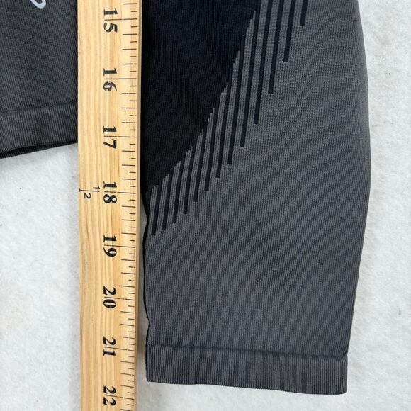 Fabletics Seamless Fusion High Waist 7/8 Leggings Size S Black Gray - Picture 9 of 12